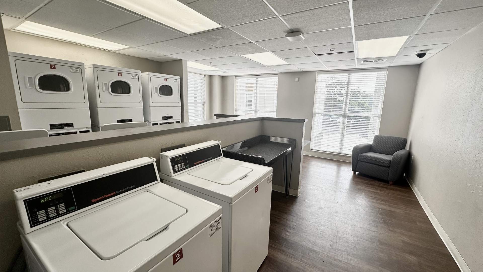 Laundry Center